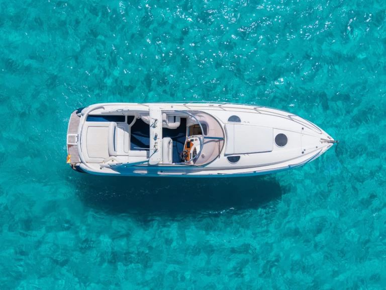 Motorówka do wynajmu w Ibiza Town w najlepszej cenie