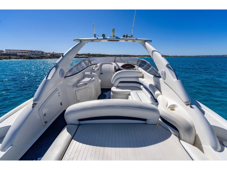 Sunseeker Sunseeker Hawk 34 między profesjonalistami a osobami prywatnymi w Ibiza Town