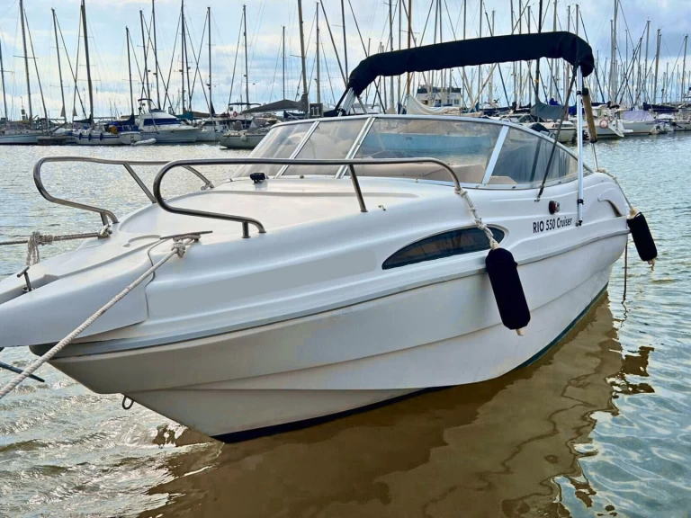 Wynajem Motorówka Rio z patentem 