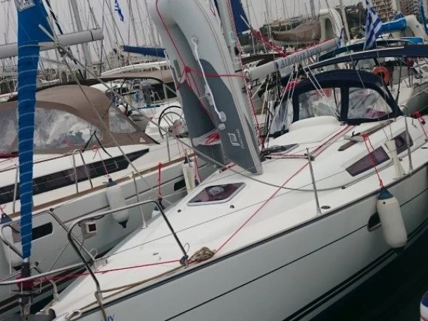 Wynajem łodzi Lavrio tanio Sun Odyssey 32i
