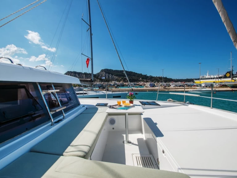 Wynajem łodzi Nydri tanio Bali Catsmart