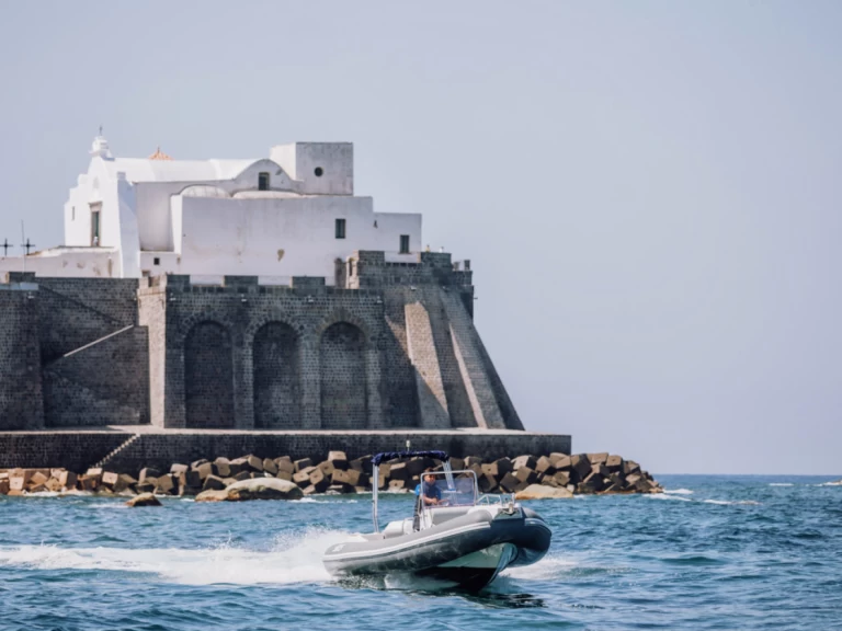 Wynajem łodzi Sacs 750 w Forio na SamBoat 