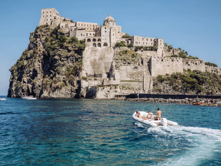 Wynajmij Alson 750 w Forio