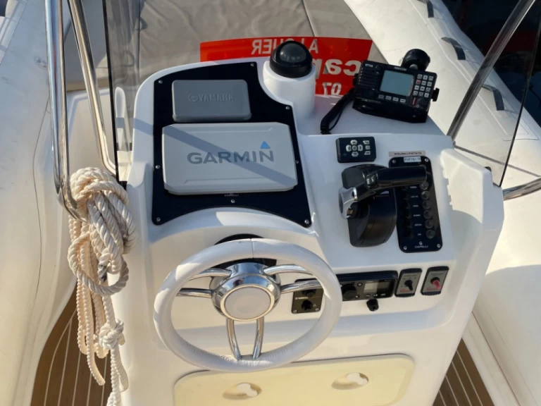 Wynajem w Port de Saint-Cyprien Méditerranée- Capelli Tempest 700 Sun na SamBoat