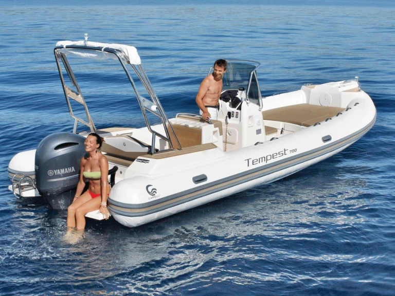 Wynajem łodzi Capelli Tempest 700 Sun w Port de Saint-Cyprien Méditerranée na SamBoat 