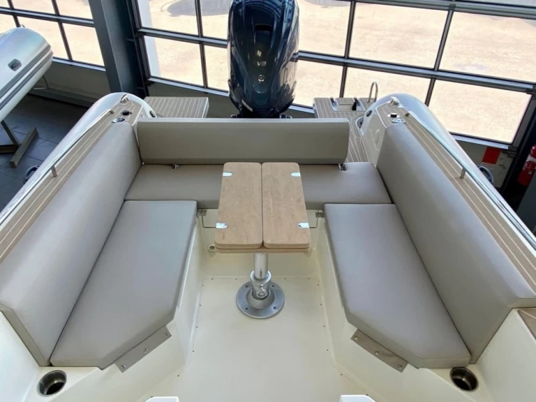 Wynajem łodzi Capelli Tempest 900 w Port de Saint-Cyprien Méditerranée na SamBoat 