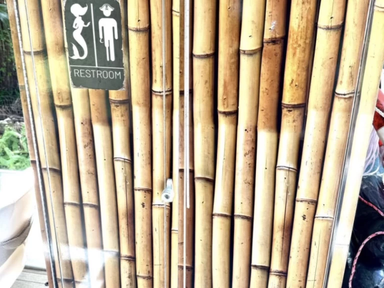 Wynajem Motorówka MAGBAY z patentem 