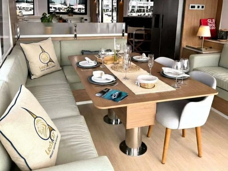 Bali Bali 4.2 między profesjonalistami a osobami prywatnymi w Lefkáda