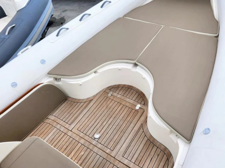 Wynajmij Nuova Jolly NUOVA JOLLY 820 KING w Hyeres