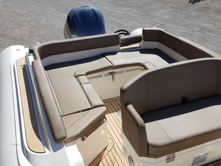 Wynajem łodzi Joker Boat Clubman 24 w Hyeres na SamBoat 