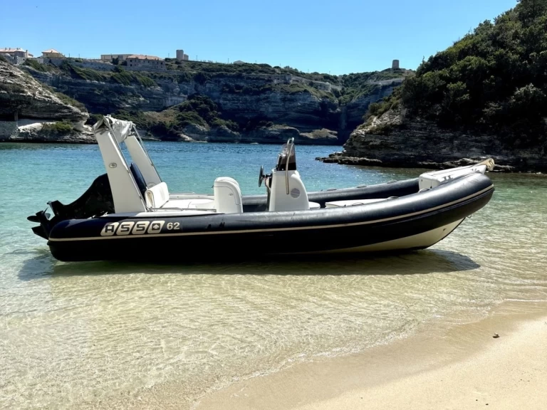 Wynajem łodzi Porto-Vecchio tanio asso 62