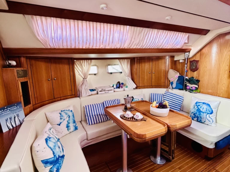 Wynajmij Jeanneau Sun Odyssey 51 w Teulada