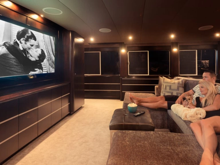 Wynajmij Luksusowy jacht z lub bez skippera Crescent w Saint Thomas Island