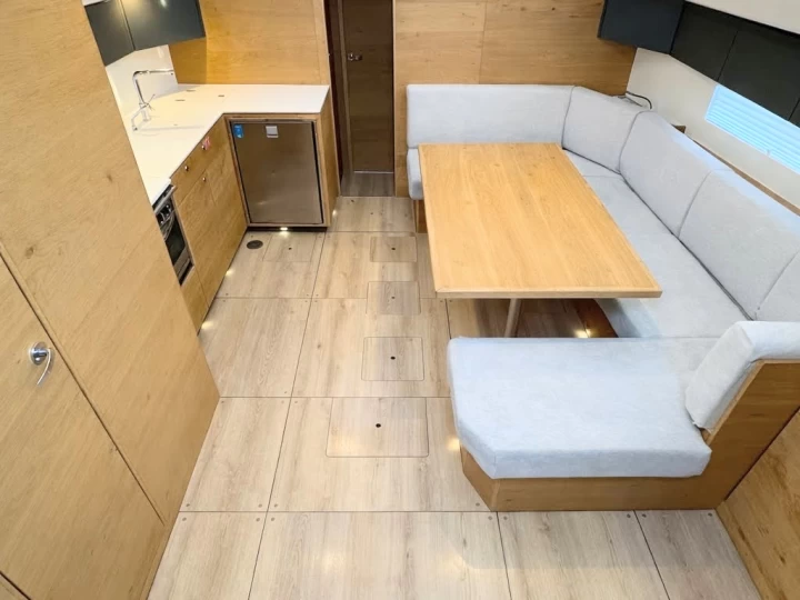 Żaglowiec do wynajmu w Split w najlepszej cenie