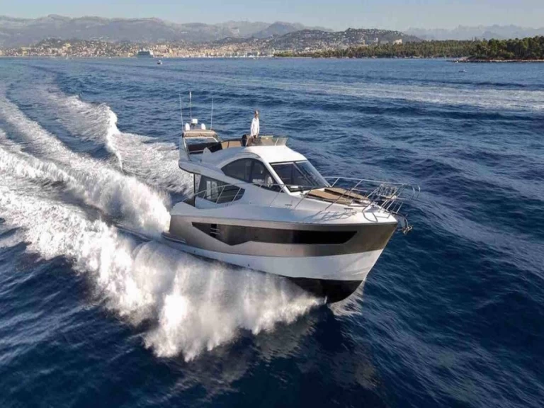 Luksusowy jacht do wynajmu w Sibenik w najlepszej cenie