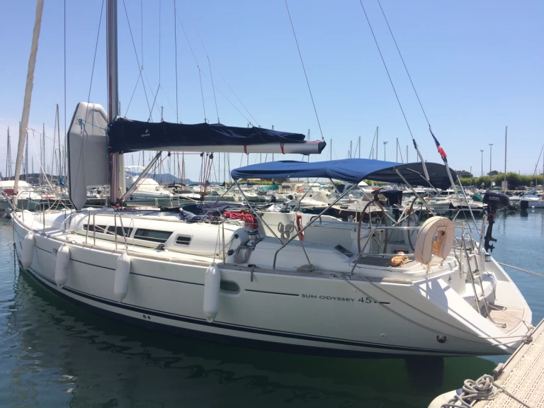 Wynajem Żaglowiec w Toulon - Jeanneau Sun Odyssey 45