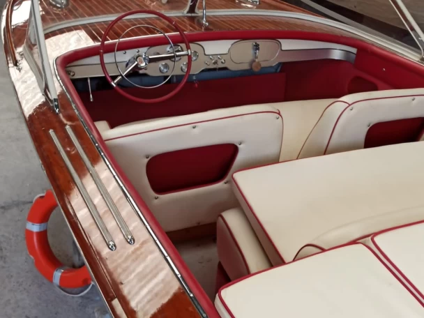 Motorówka do wynajmu w Berlin w najlepszej cenie