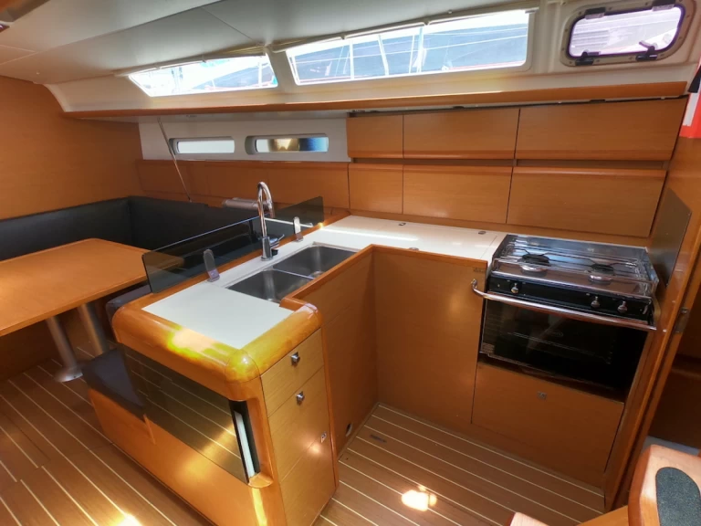 Wynajem łodzi Jeanneau Sun Odyssey 409 w Olbia na SamBoat 