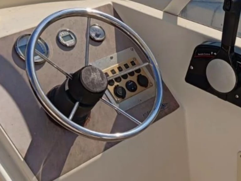 Motorówka do wynajmu w Venice w najlepszej cenie