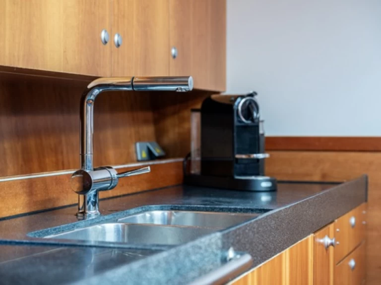 Żaglowiec do wynajmu w Piraeus w najlepszej cenie