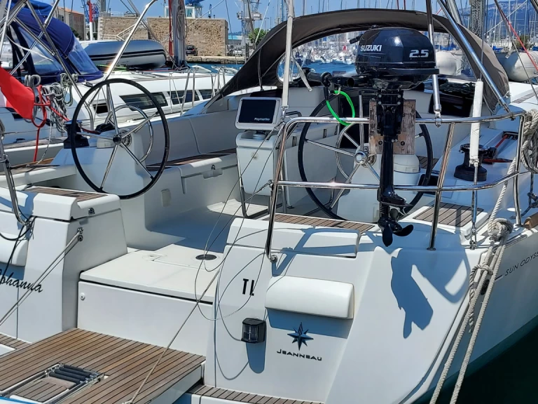 Wynajem łodzi Jeanneau Sun Odyssey 439 w Toulon na SamBoat 