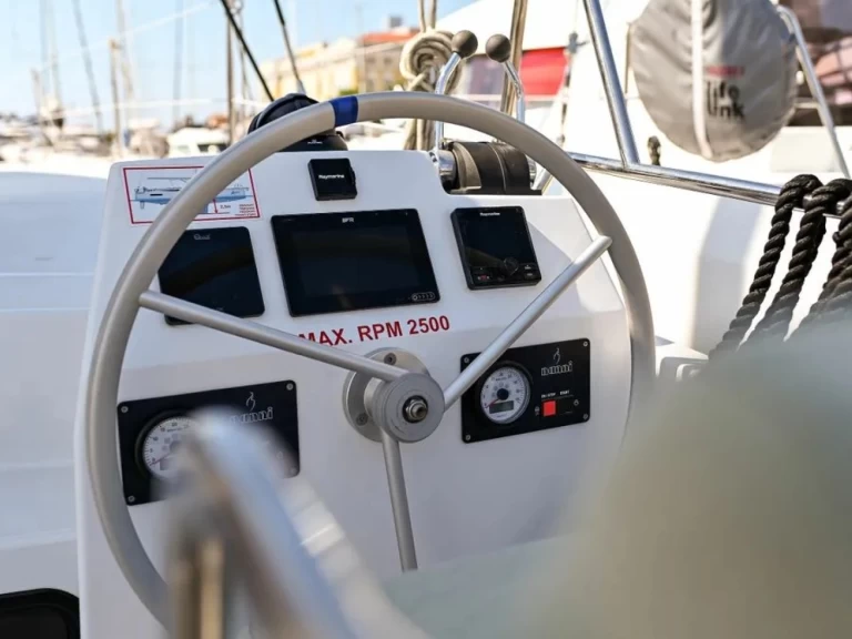 Bali Bali Catsmart między profesjonalistami a osobami prywatnymi w Ðuraševići