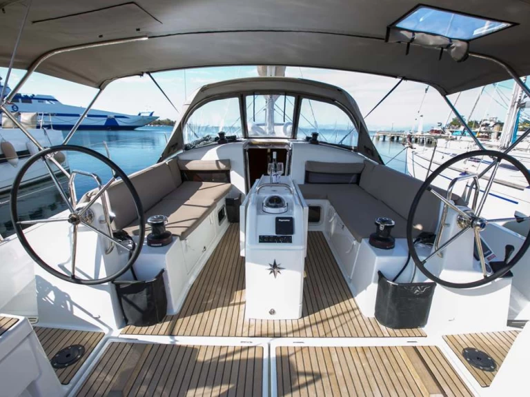 Wynajem łodzi Neo Klima tanio Sun Odyssey 440