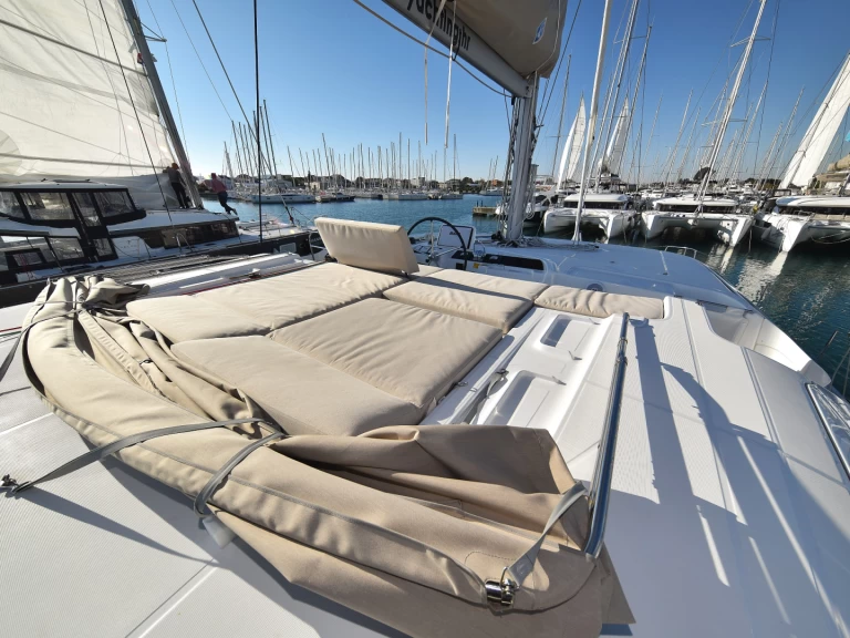 Wynajem łodzi Lagoon Lagoon 46 w Rogoznica na SamBoat 