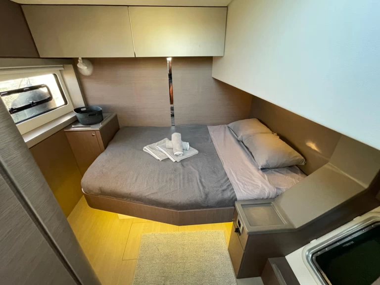 Wynajmij Katamaran z lub bez skippera Bali w Capo d'Orlando