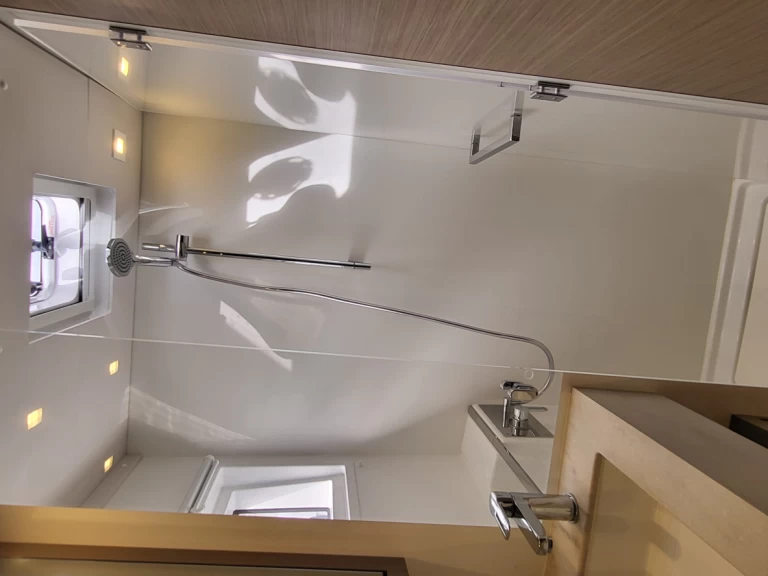 Wynajmij Lagoon Lagoon 46 w Rio Marina