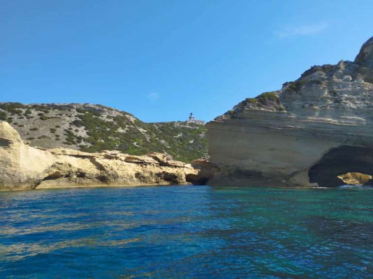 Wynajem łodzi Porto-Vecchio tanio Cap Camarat 6.5 CC Serie 3