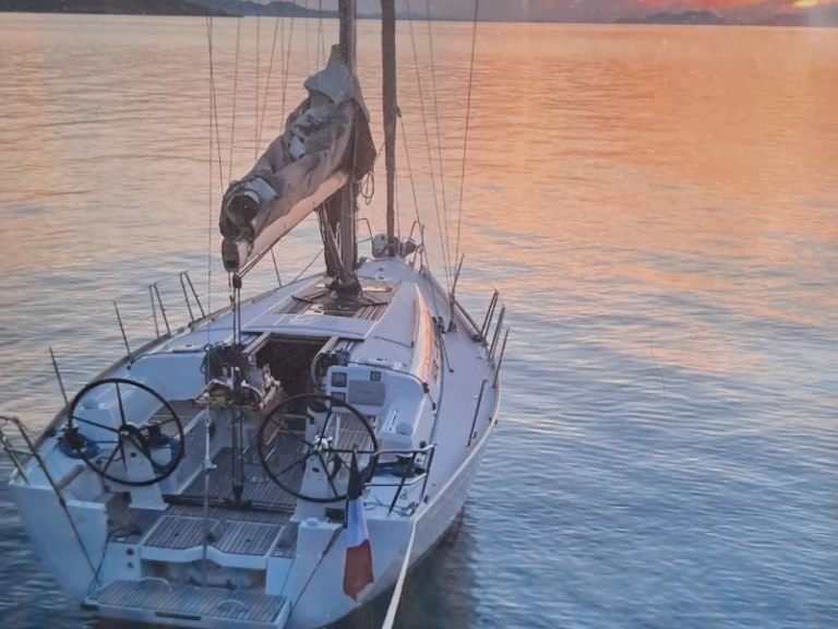 Wynajem Żaglowiec w Francja - Dufour Dufour 40 E Performance