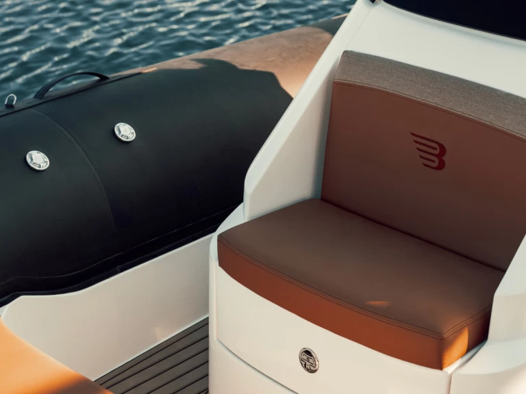 Wynajem Motorówka BREVA z patentem 