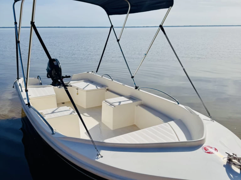 Wynajmij Motorówka z lub bez skippera Ultramar w Cazaux