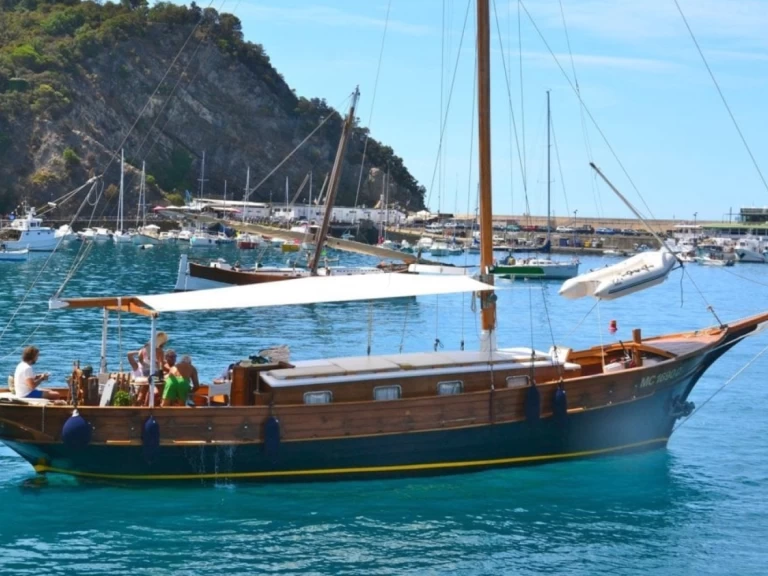 Wynajmij Motorówka z lub bez skippera SIMEONI w Chiavari