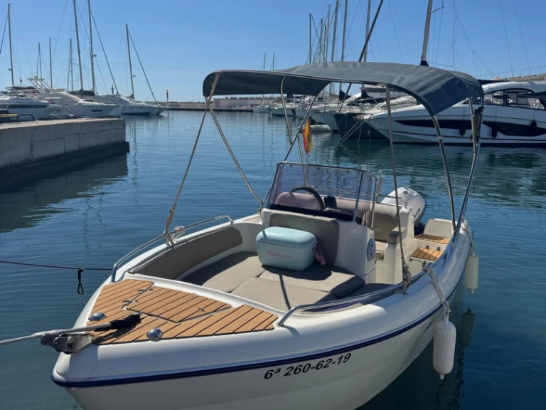 Wynajmij Pegazus GT  w Portocolom