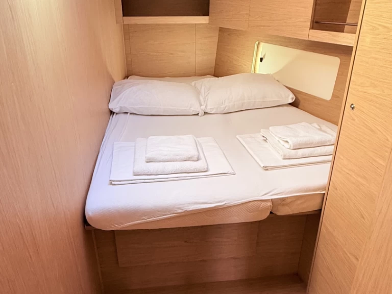 Wynajmij Bénéteau Oceanis 46.1 w Sukosan