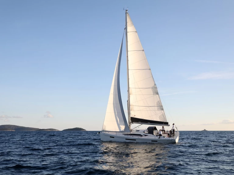 Wynajem Żaglowiec More Boats z patentem 