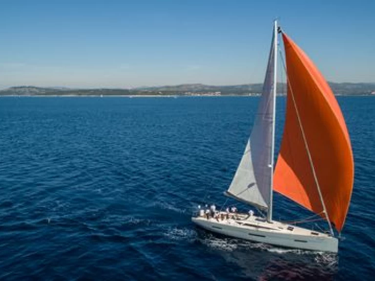More Boats More 55 między profesjonalistami a osobami prywatnymi w Trogir
