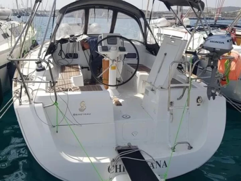 Wynajem łodzi Bénéteau Oceanis 34 w Nea Peramos na SamBoat 