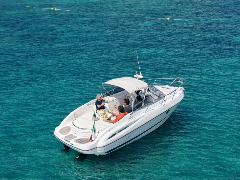 Wynajem Motorówka Cranchi z patentem 