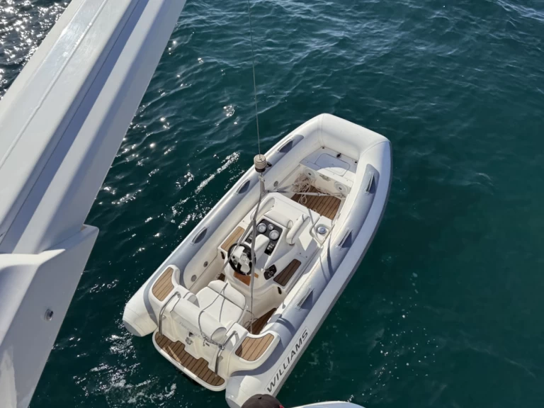 Wynajmij Luksusowy jacht z lub bez skippera Ferretti w Palma de Mallorca