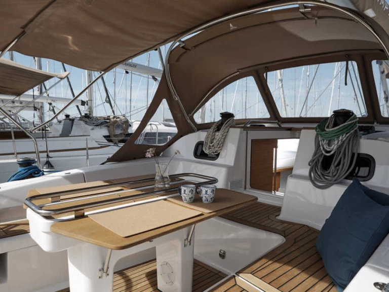 Żaglowiec do wynajmu w Vodice w najlepszej cenie