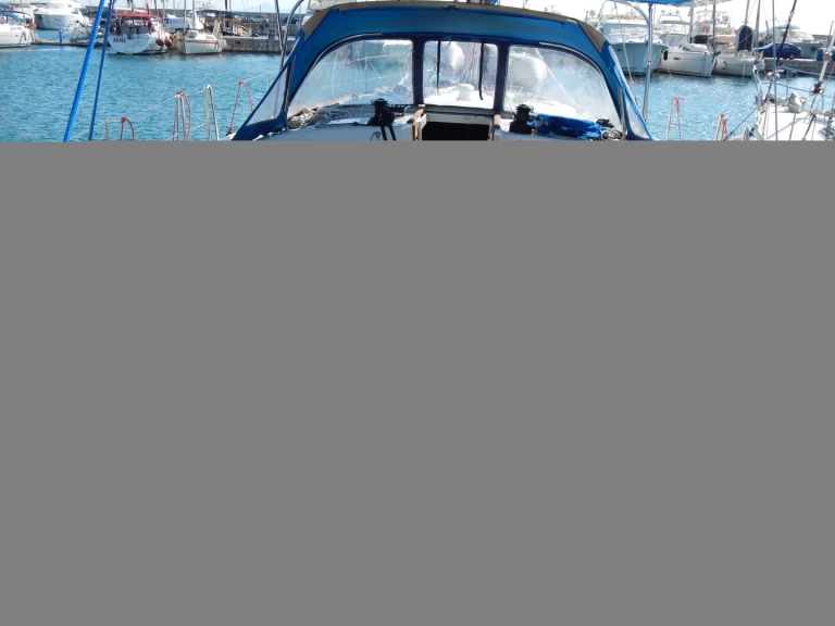 Żaglowiec do wynajmu w Nea Peramos w najlepszej cenie