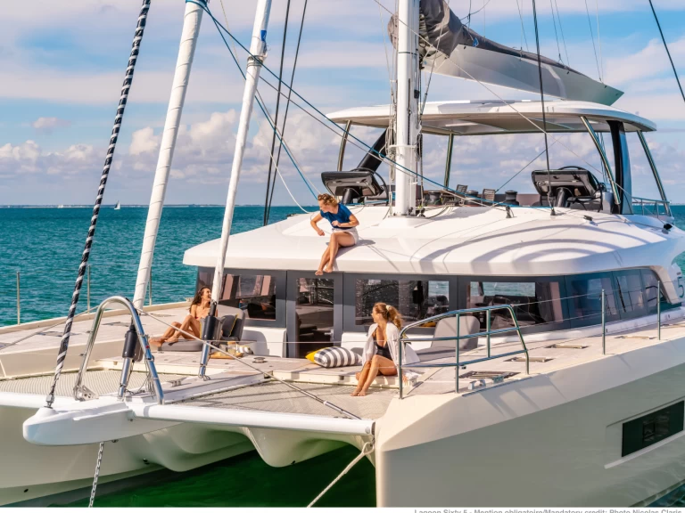 Wynajem w Salerno- Lagoon Lagoon Sixty 5 Owner's Version na SamBoat