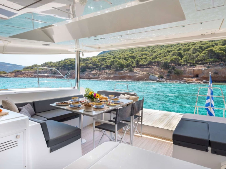 Wynajmij Lagoon QUEEN OF DIAMONDS  w Ateny