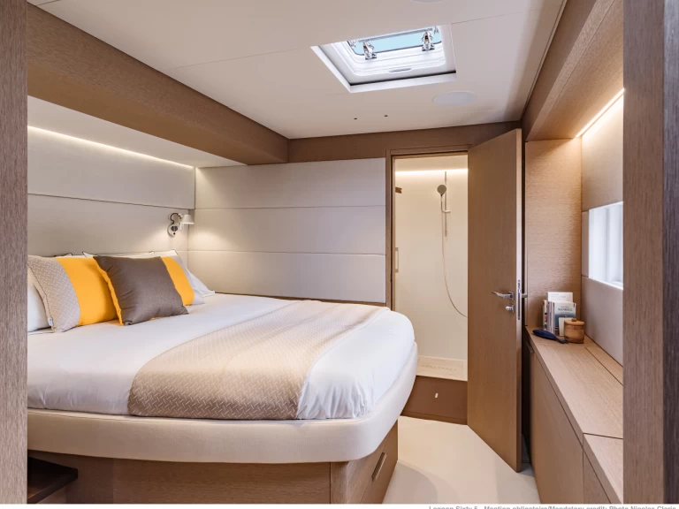 Wynajem w Salerno- Lagoon Lagoon Sixty 5 Owner's Version na SamBoat