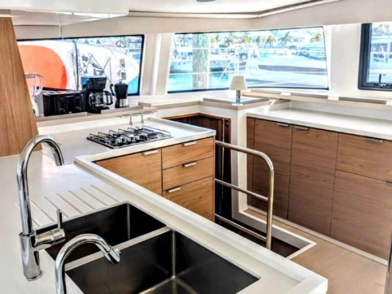 Wynajmij Bali Bali 4.6 w Nassau