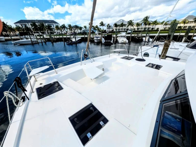 Wynajem łodzi Nassau tanio Bali Catspace Voile