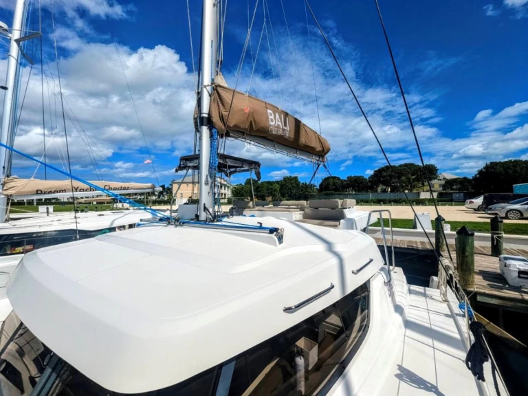 Wynajem Katamaran w Nassau - Bali Bali Catspace Voile